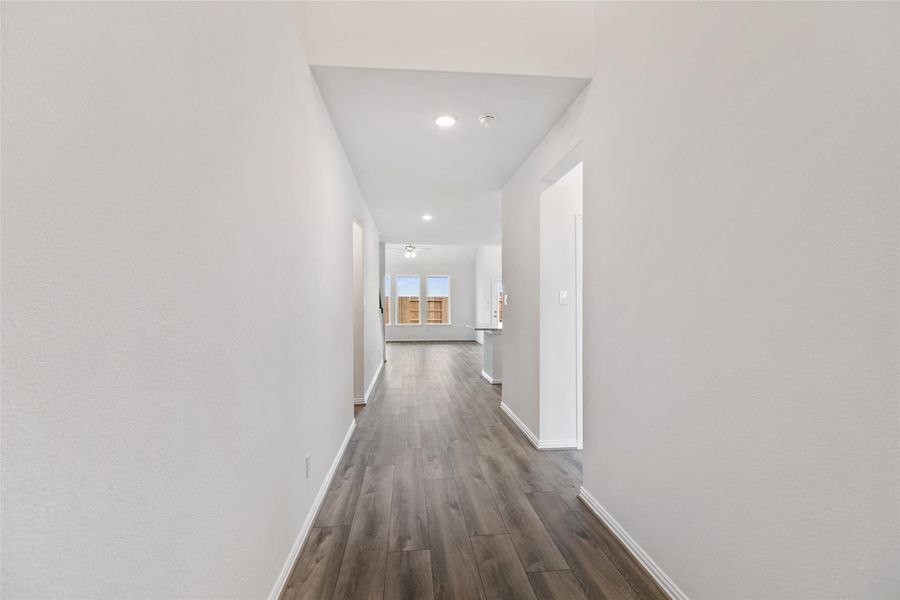 Spacious, unfurnished interior of a new home in Aldeana, Bonney (Image 24).