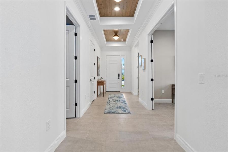 Spacious, unfurnished interior of a new home in , Venice (Image 18).