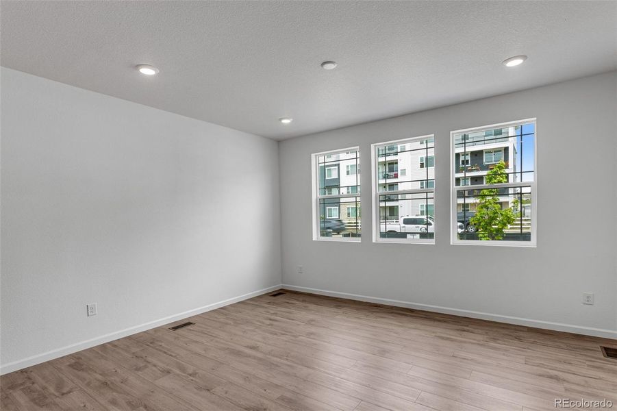 Spacious, unfurnished interior of a new home in Sugar Mill Village, Longmont (Image 14). Spacious, unfurnished interior of a new home in Sugar Mill Village, Longmont (Image 14).
