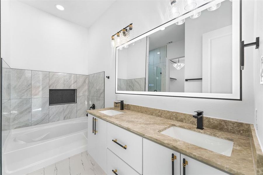 Furnished interior view inside a new home in , Dallas (Image 14).