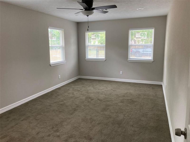 Image 20 of a home in Raburn Reserve 50s.