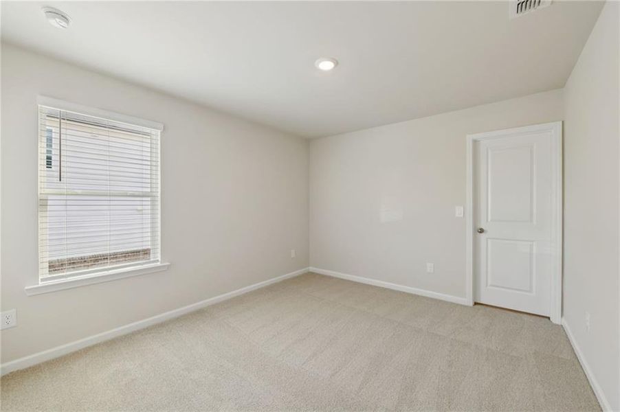 Spacious, unfurnished interior of a new home in Preserve at Mountain Creek, Pendergrass (Image 39).