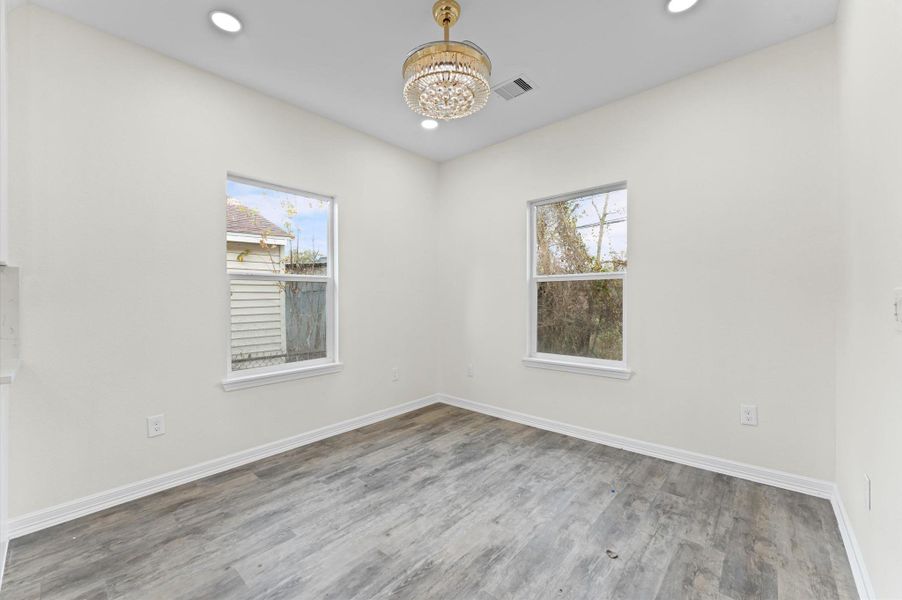 Spacious, unfurnished interior of a new home in , Galena Park (Image 15).