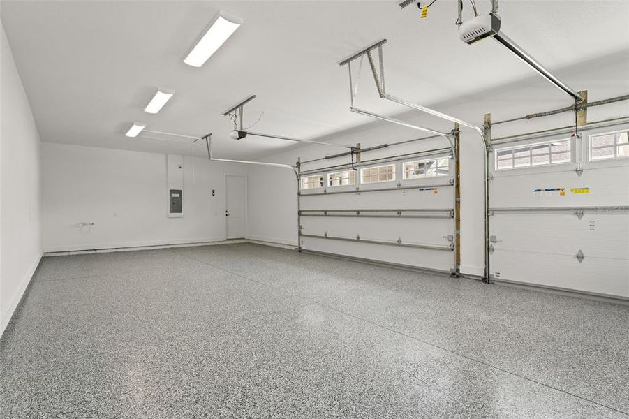 Spacious, unfurnished interior of a new home in , Brooksville (Image 30).