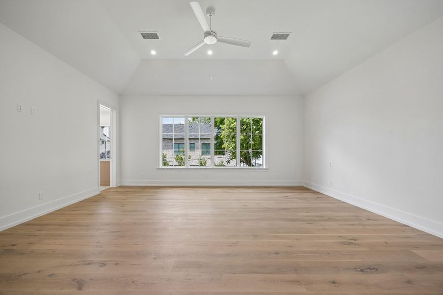 Spacious, unfurnished interior of a new home in , Houston (Image 21). Spacious, unfurnished interior of a new home in , Houston (Image 21).