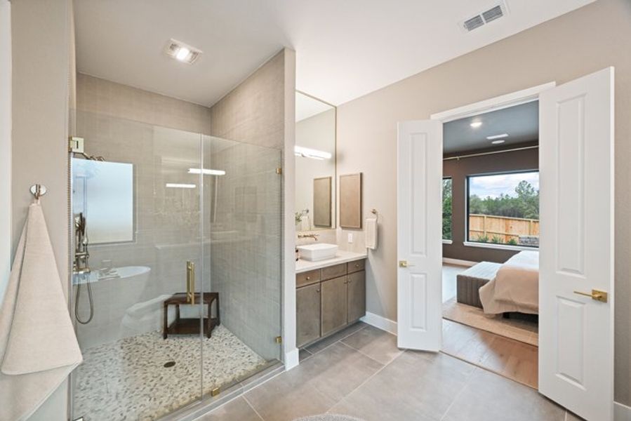 Furnished interior view inside a new home in Wildtree 70', Montgomery (Image 36).