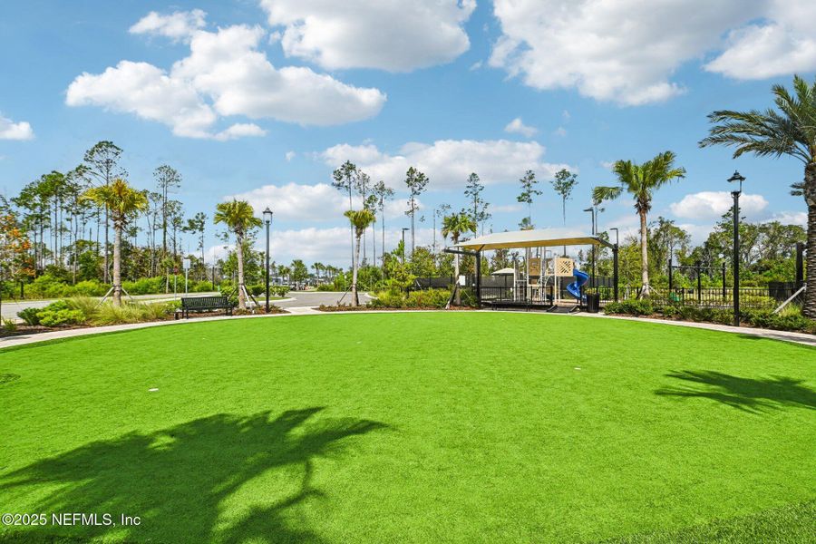 Image 30 of a home in Cordova Palms.