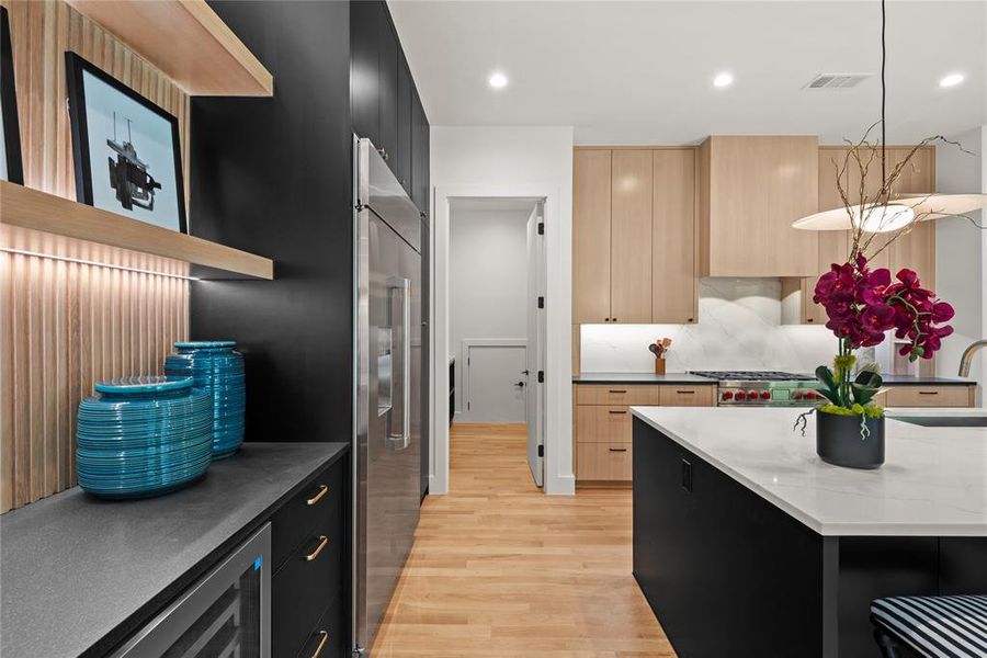 Furnished interior view inside a new home in , Dallas (Image 15).