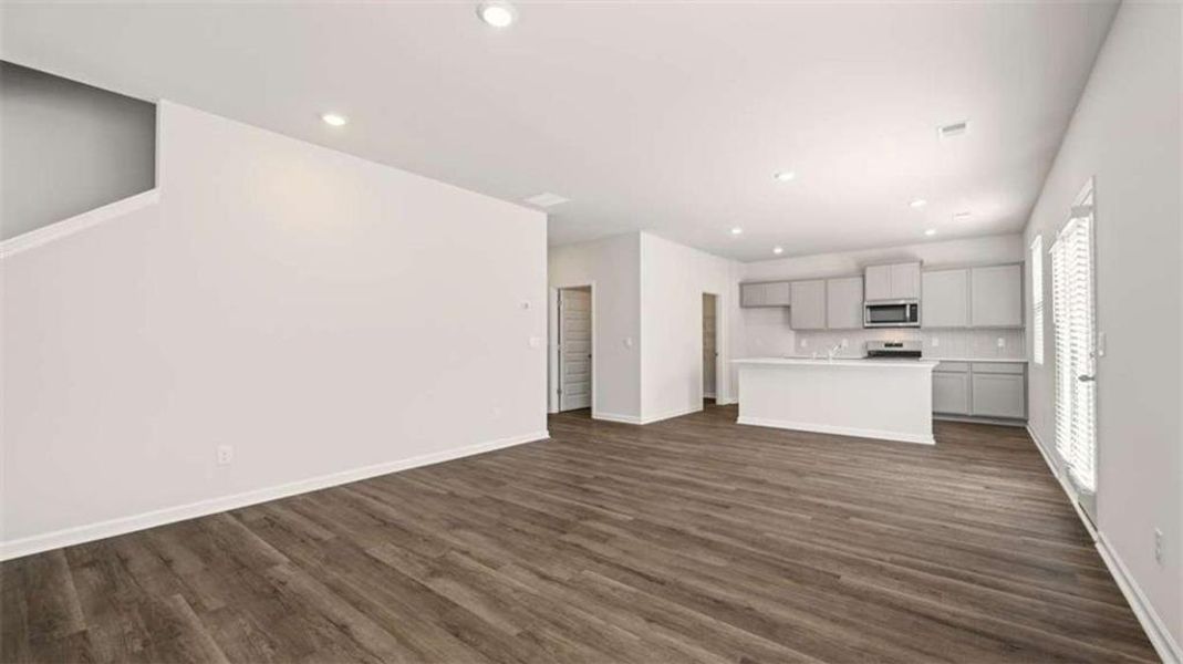 Spacious, unfurnished interior of a new home in , Locust Grove (Image 23).
