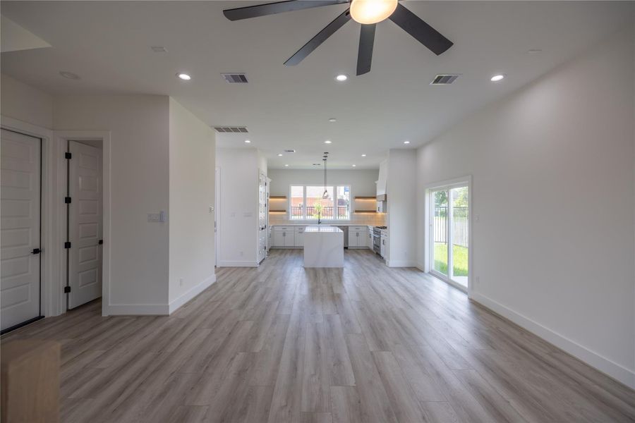 Spacious, unfurnished interior of a new home in , Houston (Image 21). Spacious, unfurnished interior of a new home in , Houston (Image 21).