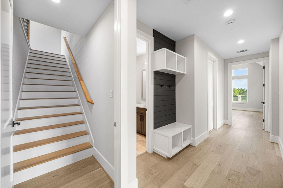 Image 40 of a home in .