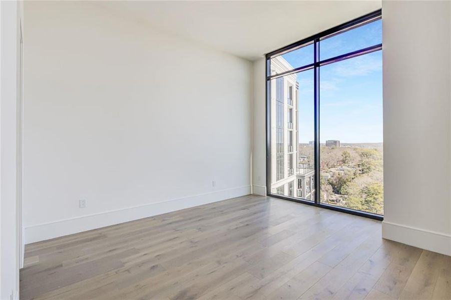 Spacious, unfurnished interior of a new home in The Dillon Buckhead, Atlanta (Image 19).
