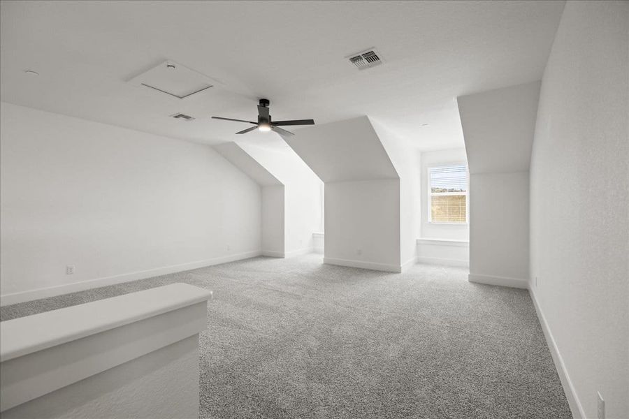Spacious, unfurnished interior of a new home in Sweetwater, Austin (Image 38).