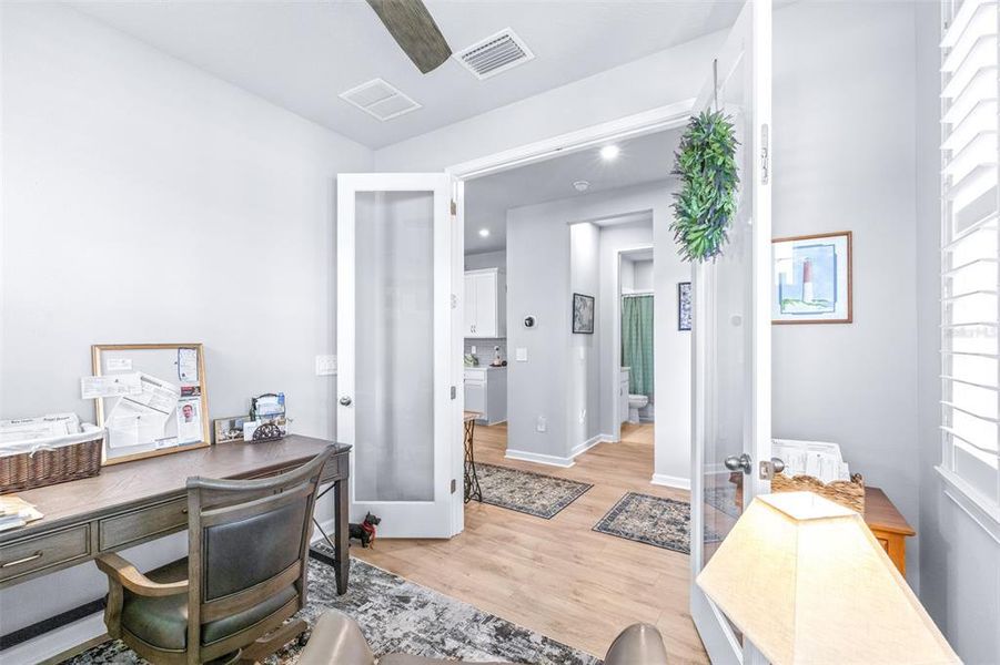 Furnished interior view inside a new home in , Wesley Chapel (Image 6).