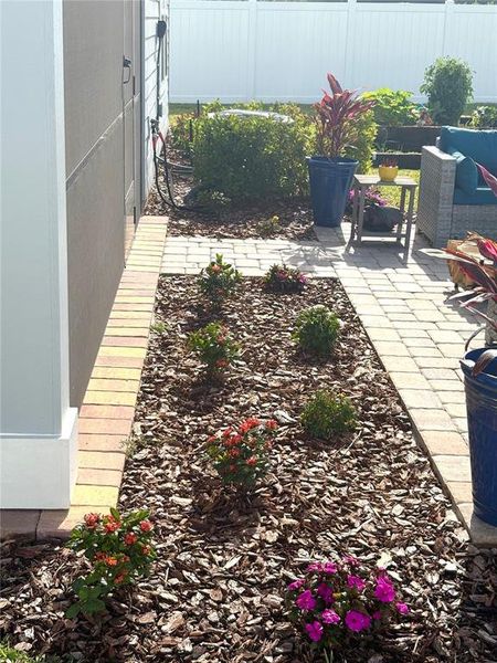 Exterior details and patio area of a home in , Ocala (Image 42).