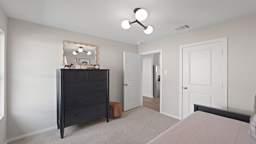 Furnished interior view inside a new home in Silverthorne, Conroe (Image 28).