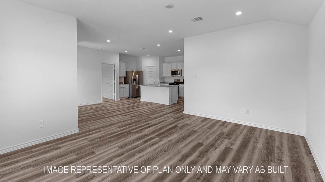 Spacious, unfurnished interior of a new home in Knox Landing, Bryan (Image 10).