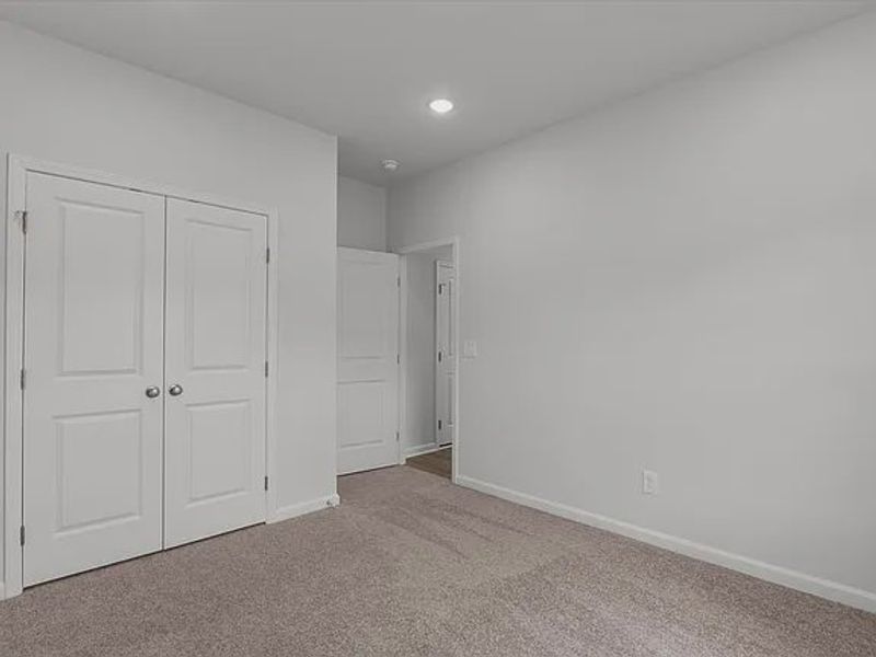 Spacious, unfurnished interior of a new home in Portrait Hills, Aiken (Image 6).