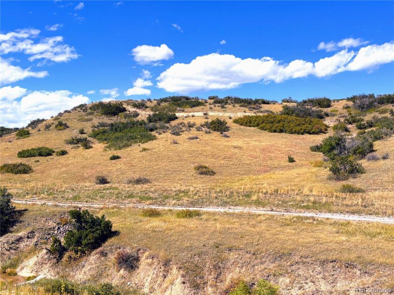 Natural landscape and outdoor views near Macanta: The Grand Collection in Castle Rock (Image 22).