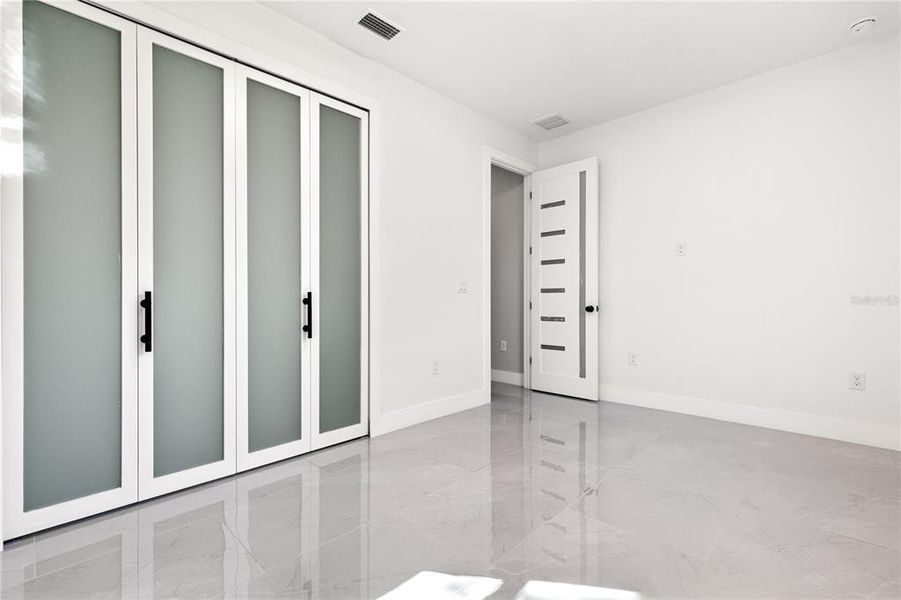 Spacious, unfurnished interior of a new home in , Punta Gorda (Image 21).