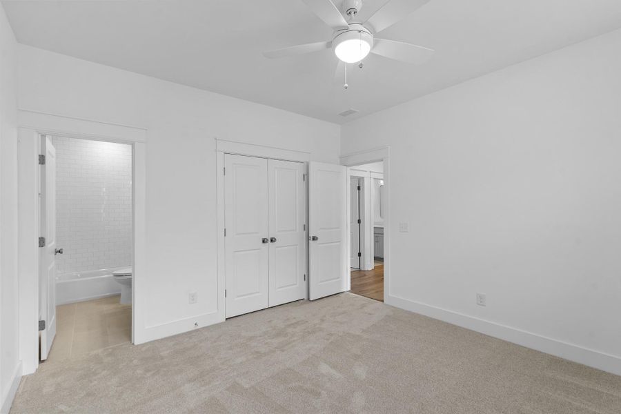 Spacious, unfurnished interior of a new home in Waterloo Estates, Johns Island (Image 15).