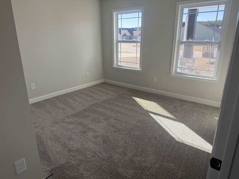 Spacious, unfurnished interior of a new home in Mills Gin, Campobello (Image 9).