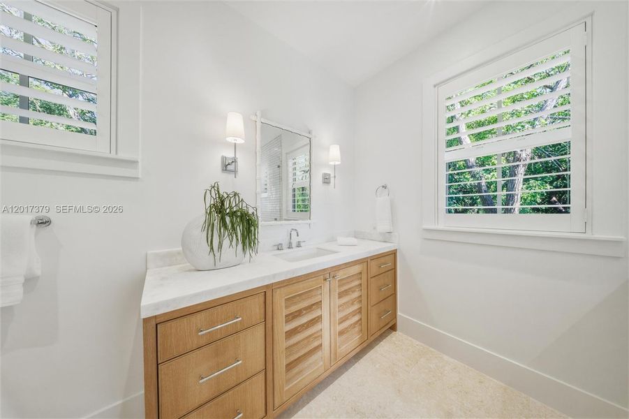 Furnished interior view inside a new home in , Islamorada, Village of Islands (Image 9).