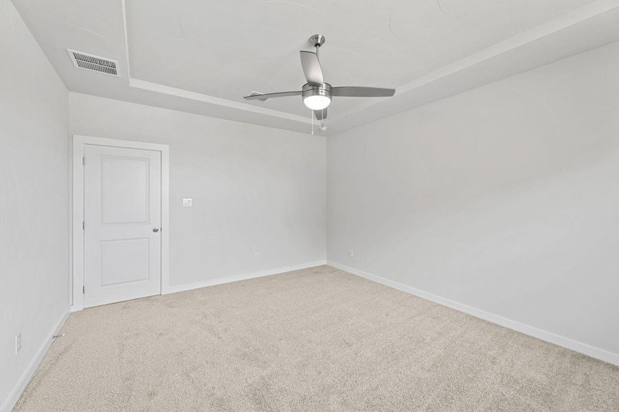 Representative unfurnished interior of a home built from the Big Bend by Hakes Brothers in Veranda, San Antonio (Image 18). Representative unfurnished interior of a home built from the Big Bend by Hakes Brothers in Veranda, San Antonio (Image 18).