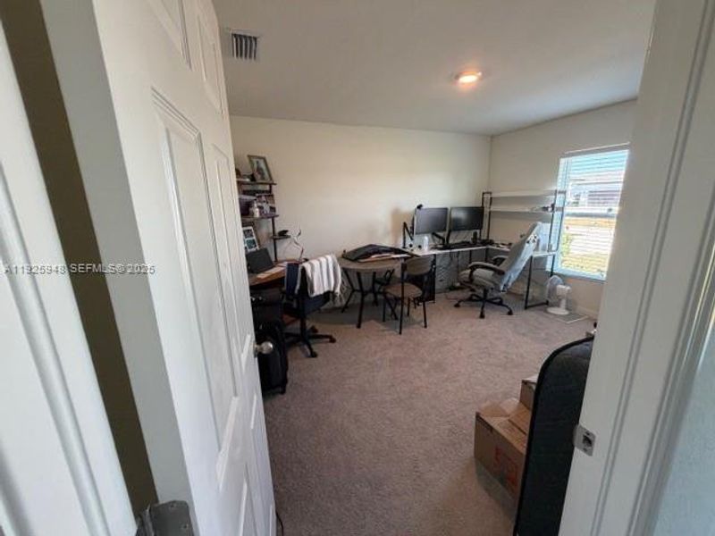Furnished interior view inside a new home in , Cape Coral (Image 12).