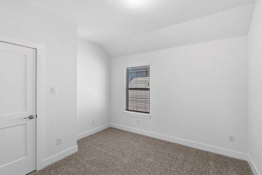 Spacious, unfurnished interior of a new home in Emory Glen, Magnolia (Image 29).