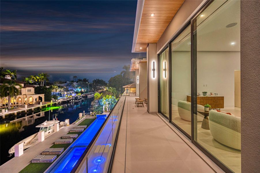 Exterior details and patio area of a home in , Fort Lauderdale (Image 31). Exterior details and patio area of a home in , Fort Lauderdale (Image 31).