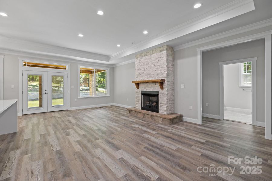 Spacious, unfurnished interior of a new home in , Rock Hill (Image 15).