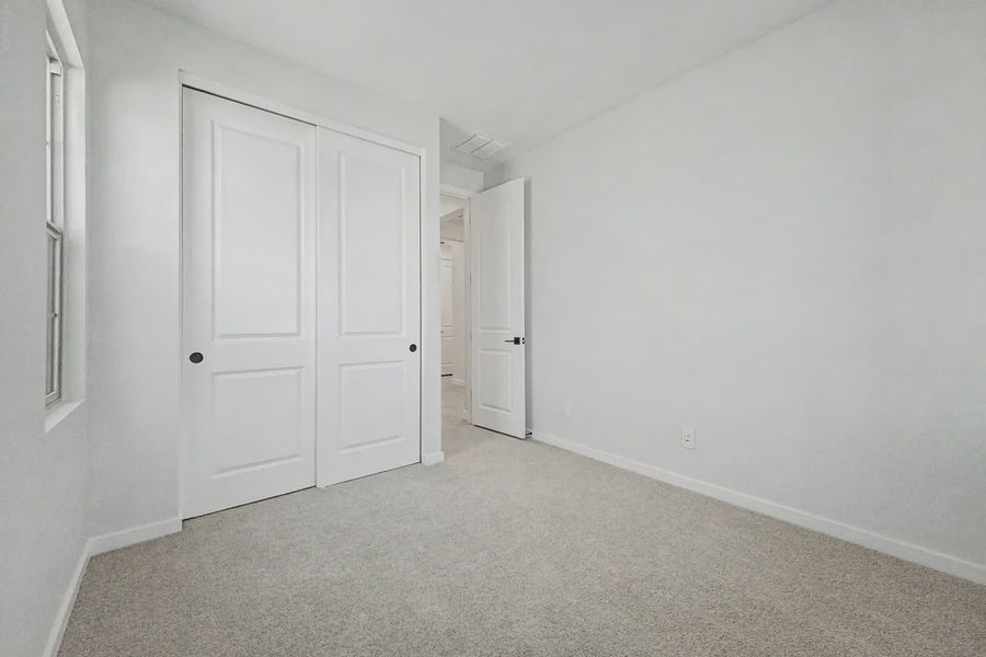 Spacious, unfurnished interior of a new home in Avanti at Granite Vista, Waddell (Image 31).