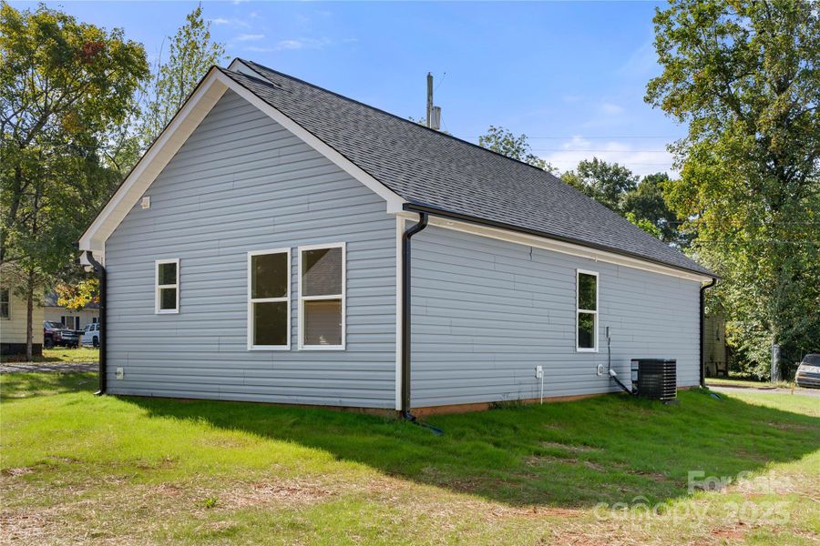 Front exterior of a new home in , Shelby, NC, highlighting curb appeal (Image 18). Front exterior of a new home in , Shelby, NC, highlighting curb appeal (Image 18).