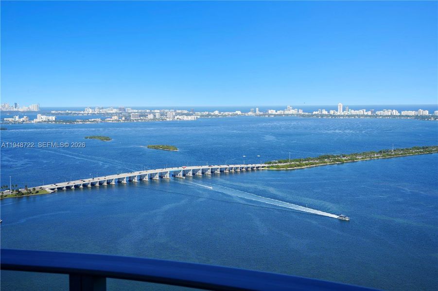 Image 70 of a home in .