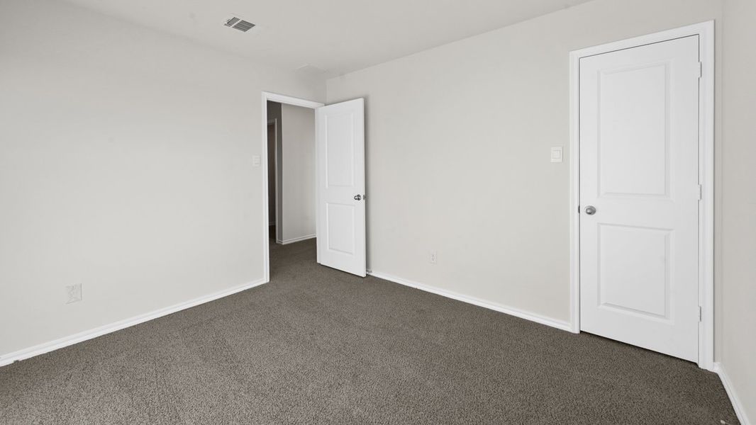 Spacious, unfurnished interior of a new home in Wildcat Ranch, Crandall (Image 22).