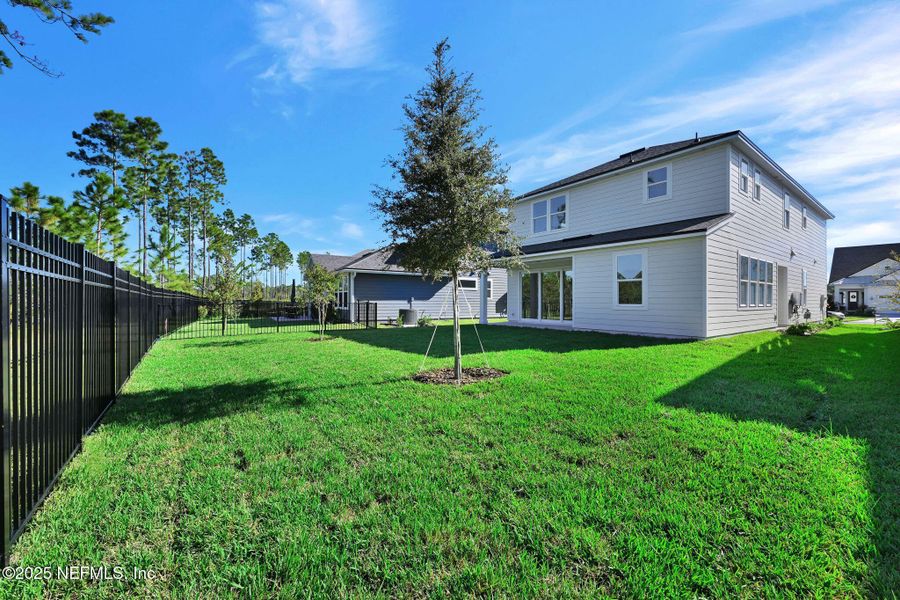 Exterior details and patio area of a home in Crosswinds at Nocatee, Ponte Vedra (Image 28).