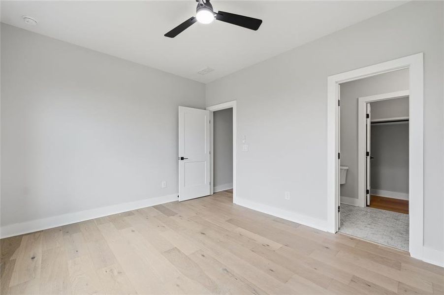 Spacious, unfurnished interior of a new home in , Gainesville (Image 40). Spacious, unfurnished interior of a new home in , Gainesville (Image 40).