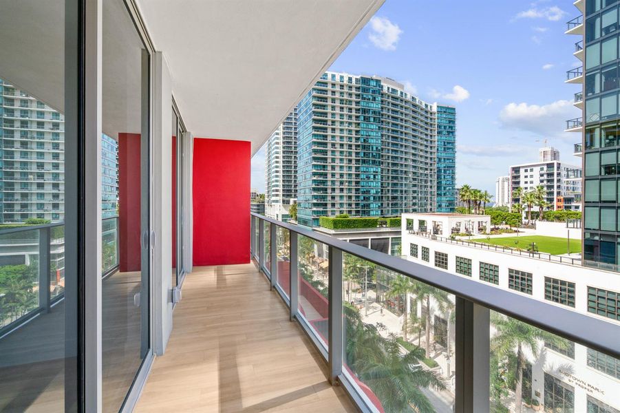 balcony balcony