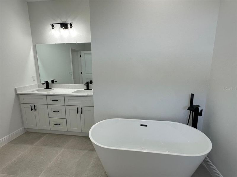 Image 36 of a home in .