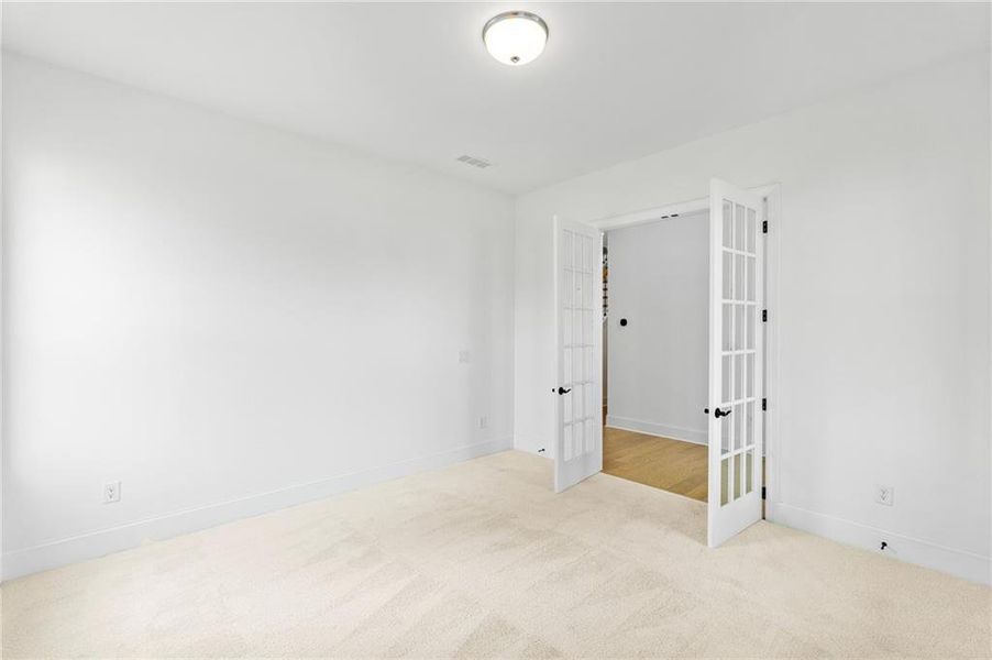 Spacious, unfurnished interior of a new home in , Marietta (Image 30).
