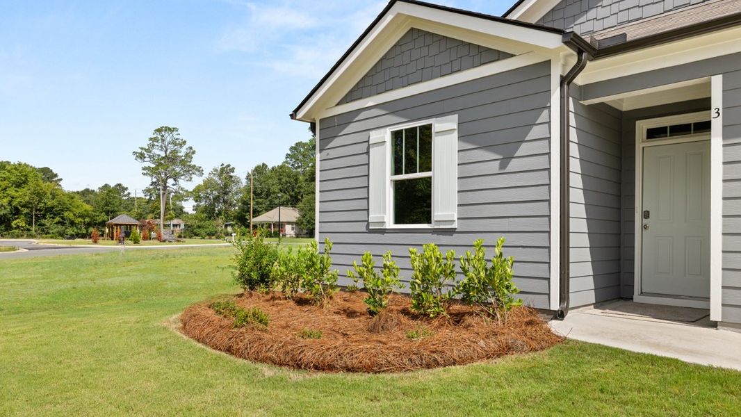 Representative exterior details of a home built from the KERRY by D.R. Horton in Northberry, Rome (Image 2).