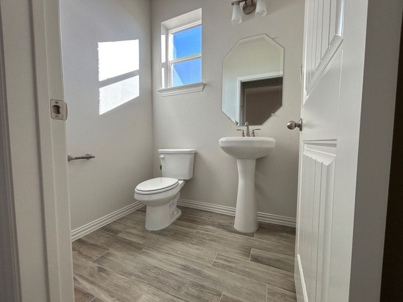 Furnished interior view inside a new home in Waterford Park, Weatherford (Image 6).