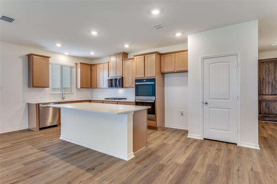 Furnished interior view inside a new home in Sierra Vista at Kelly Ranch, Aledo (Image 6). Furnished interior view inside a new home in Sierra Vista at Kelly Ranch, Aledo (Image 6).