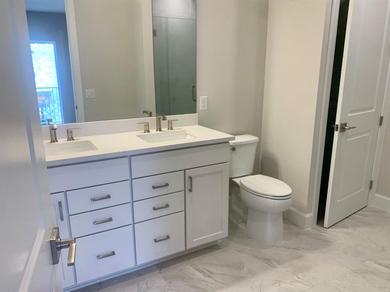 Owner's Bath