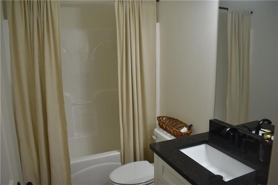 Image 22 of a home in .