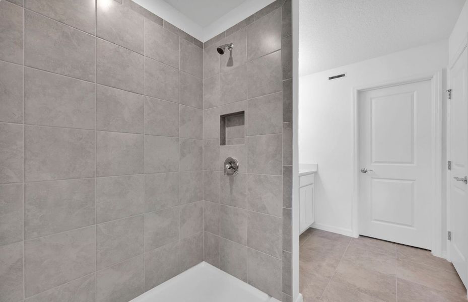 Charter | Owner's Walk-In Shower Charter | Owner's Walk-In Shower