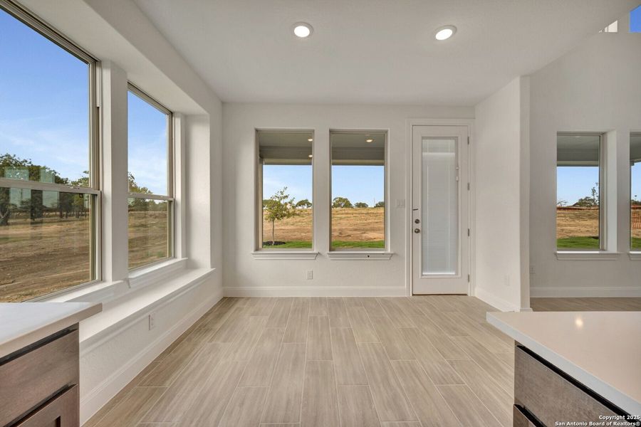Spacious, unfurnished interior of a new home in Preserve at Annabelle Ranch, San Antonio (Image 37).