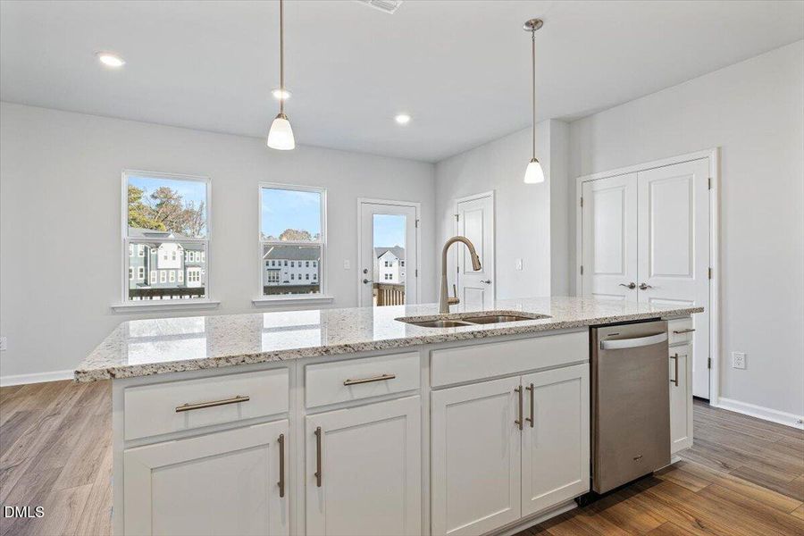 16-7256 Morris Acres - Open Peek Media-1