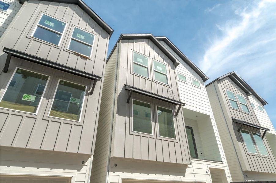 Front exterior of a new home in , Houston, TX, highlighting curb appeal (Image 9). Front exterior of a new home in , Houston, TX, highlighting curb appeal (Image 9).